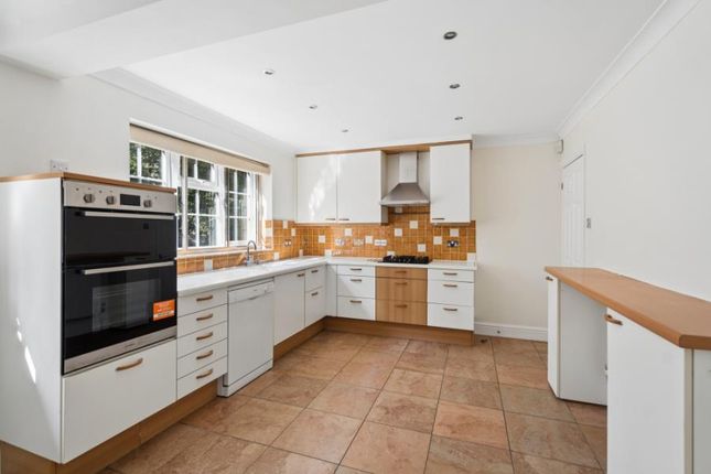 22, Parkfield, Rickmansworth photo 4