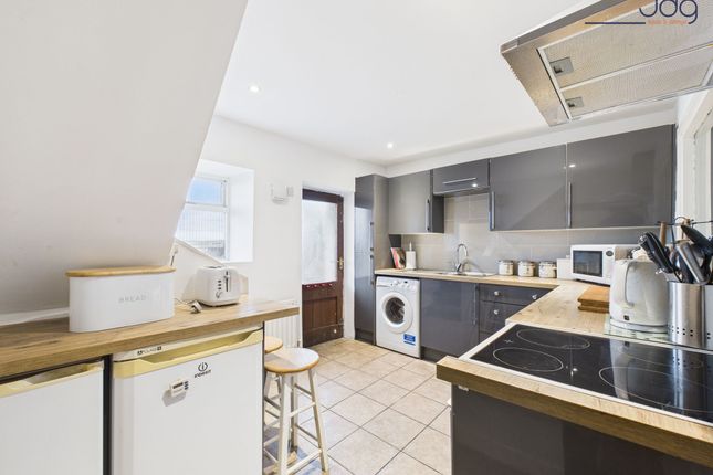 5 Railway Place, Lancaster photo 3