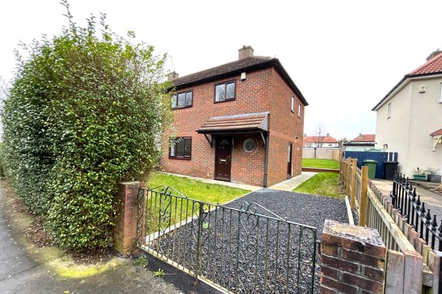 Thumbnail Semi-detached house to rent in Swarcliffe Avenue, Leeds