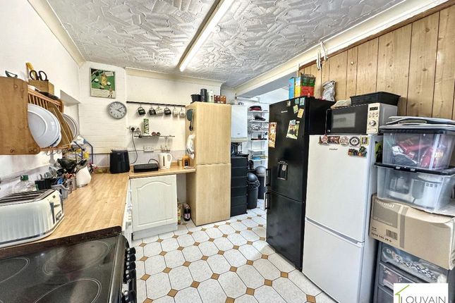 21 Price Street, Tredegar photo 4
