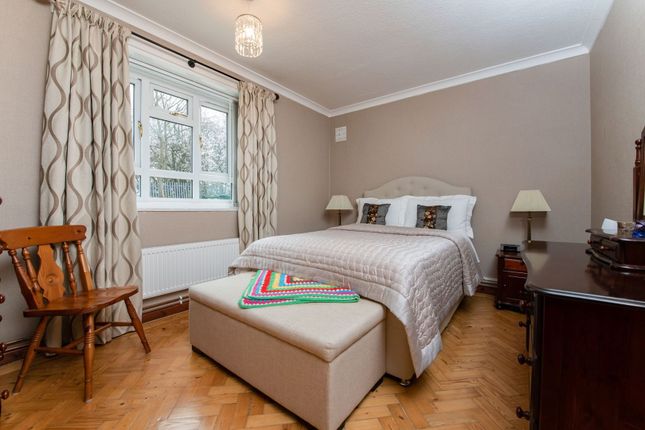 Flat for sale in Alexandra Road, Muswell Hill
