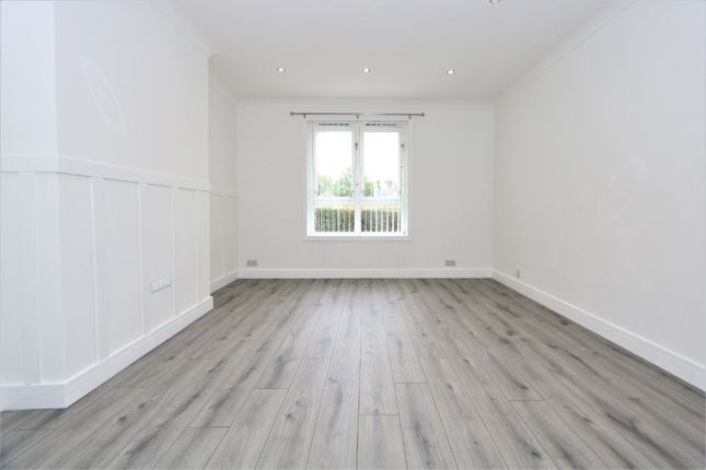 11, Langlands Avenue, Glasgow photo 3