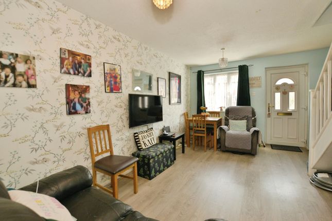 7, Wells Close, Kent photo 4