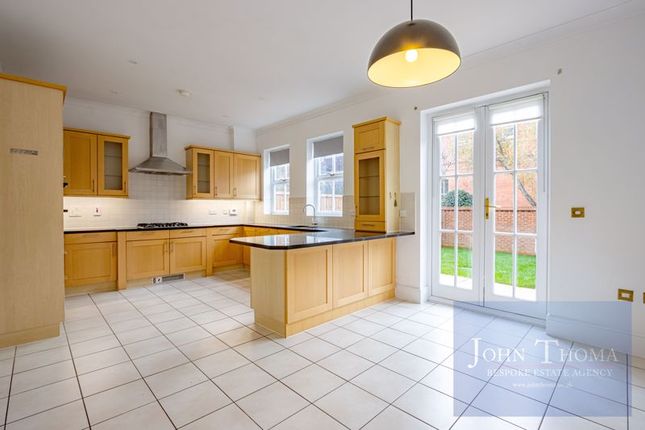 27, Brandesbury Square, Repton Park photo 3