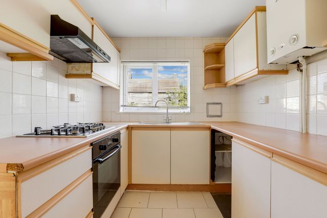 26 Bembridge Drive, Nottingham photo 3