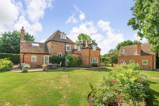 Detached house for sale in Billingbear Lane, Binfield, Bracknell, Berkshire