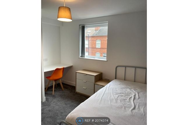 Room to rent in Dean Street, Coventry