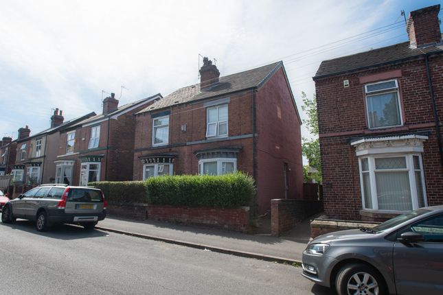 111, Firth Park Crescent, Sheffield photo 4