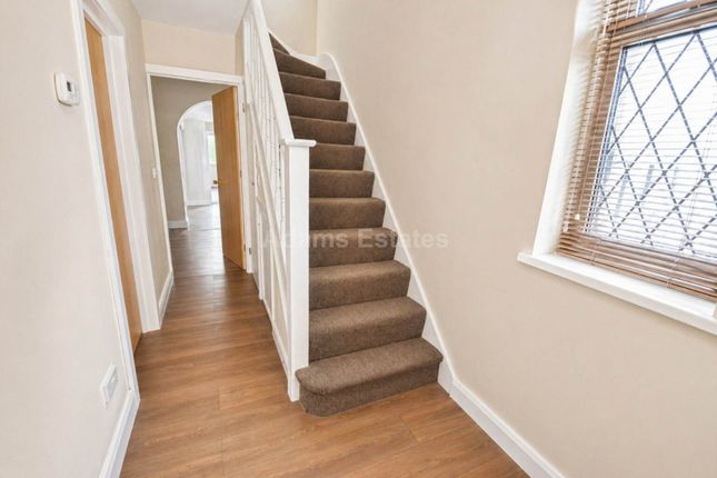6, Westlands Avenue, Reading photo 3