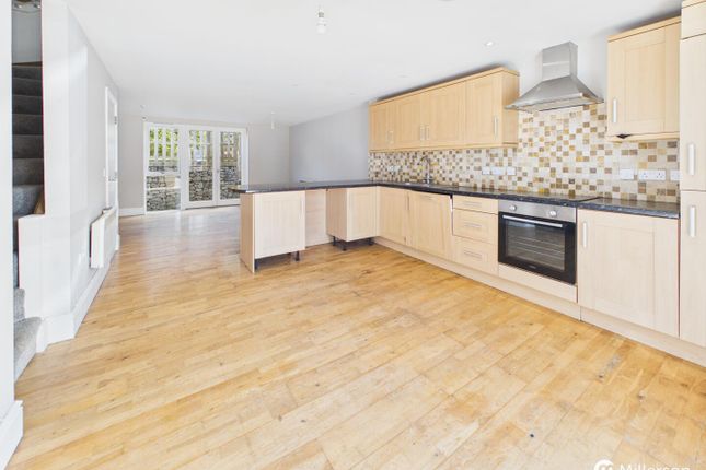 3 Pednandrea Modern, Sea View Terrace, Redruth photo 3