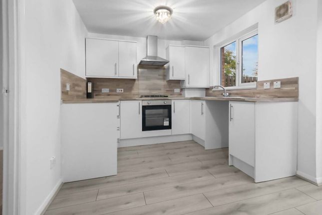 Stonehaven Crescent, Airidrie photo 3