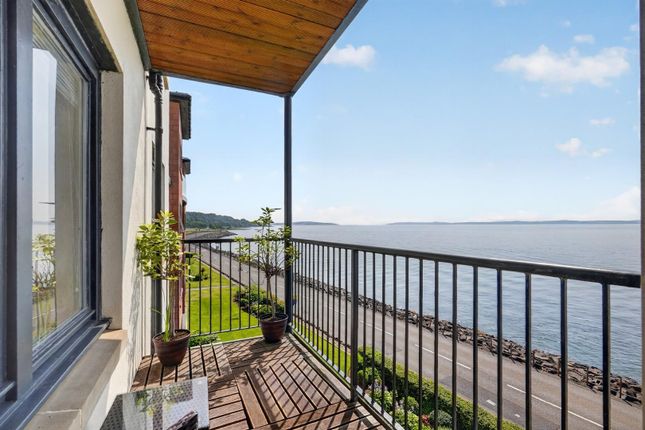 21, The Shores, Skelmorlie photo 4