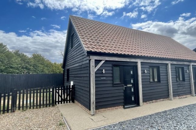 1-bed house on Blackberry Cottage, Wilburs View, Stowmarket, £75,000