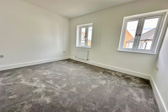 Link-detached house for sale in Mansion Gardens, Braintree