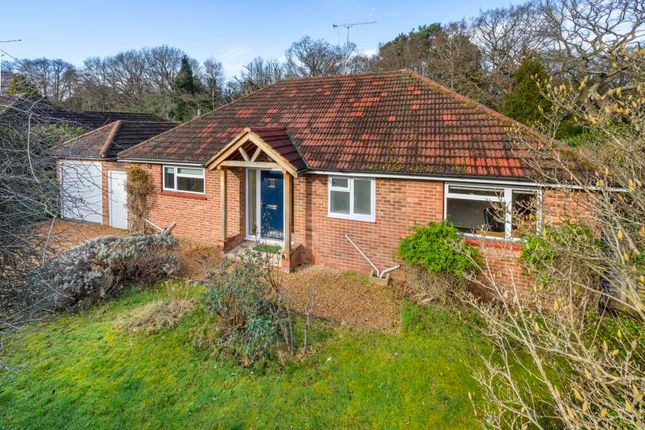 Thumbnail Bungalow to rent in Harpesford Avenue, Virginia Water