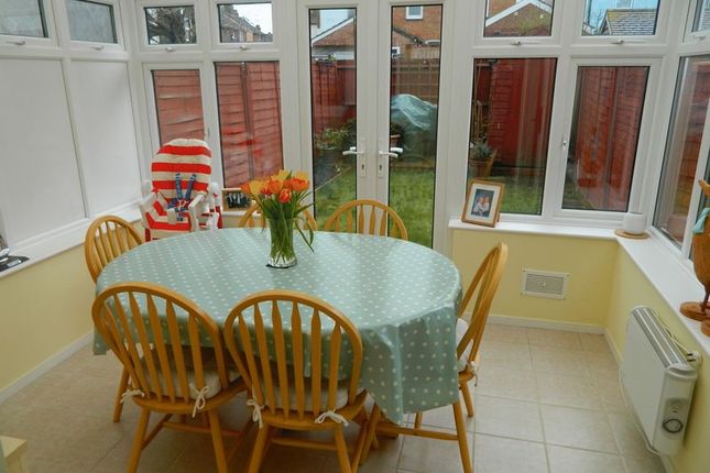 83, Douglas Road, TONBRIDGE photo 3