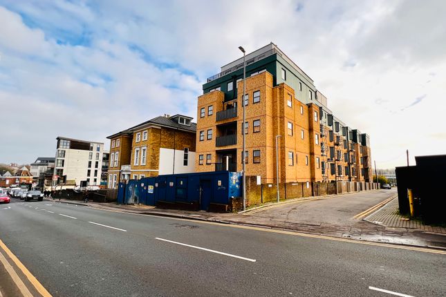 Thumbnail Block of flats to rent in Tonbridge Road, Maidstone West, Kent