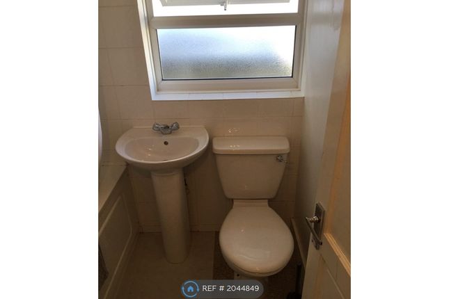 Terraced house to rent in Braxfield Road, London