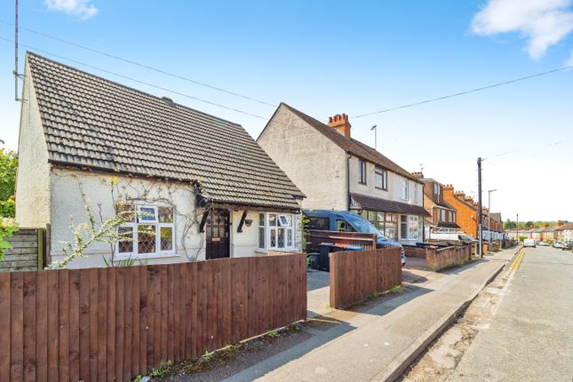 Thumbnail Bungalow for sale in Western Road, Bletchley, Milton Keynes