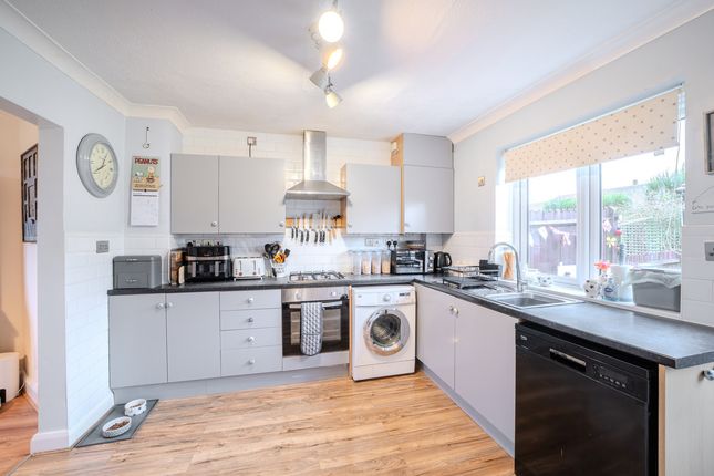 4, Mercian Way, Chepstow photo 2