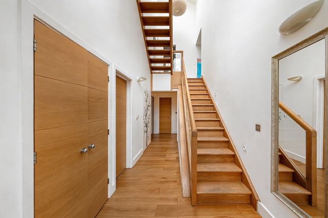 4, Pineneedle Lane, Sevenoaks photo 4