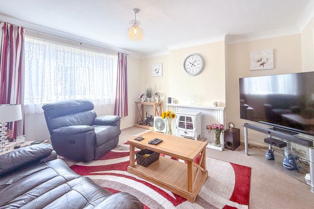 255, Park Avenue, Bushey photo 2