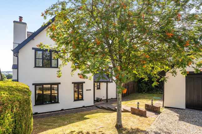 1, The Oaks, Llangybi, NP15 photo 4