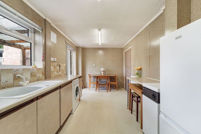 9 Gadesden Road, Epsom photo 3