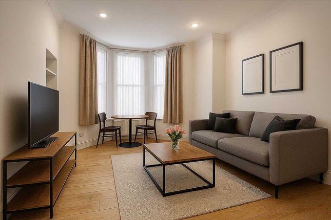 25B, Cremorne Road, London photo 5