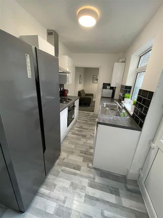 Property to rent in Victoria Road, Middlesbrough