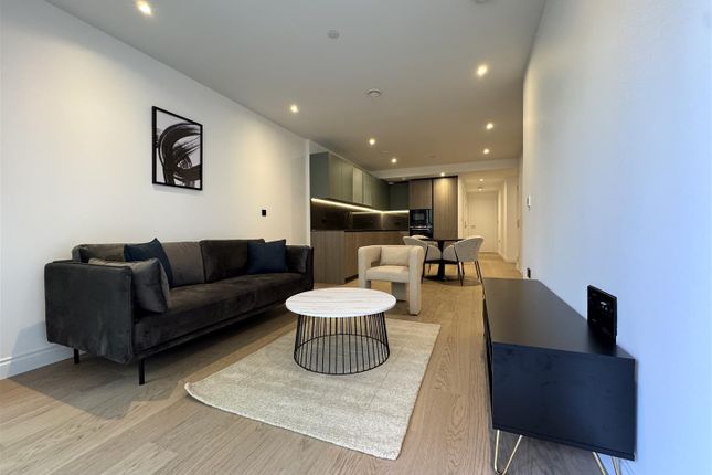 15 Botanica Apartments, 1 Watermeadow Lane, London photo 3