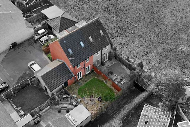 3-bed house on 2, Carlton Gate Drive, Sheffield, £250,000