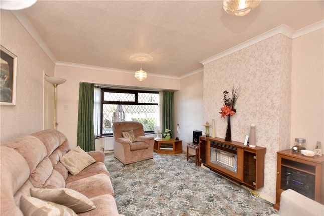 42, Jordan Avenue, Oldham photo 4