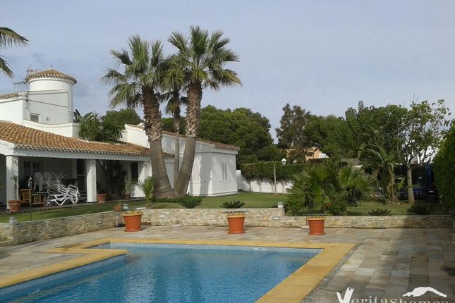 Villa for sale in Mojacar Playa, Almeria, Spain