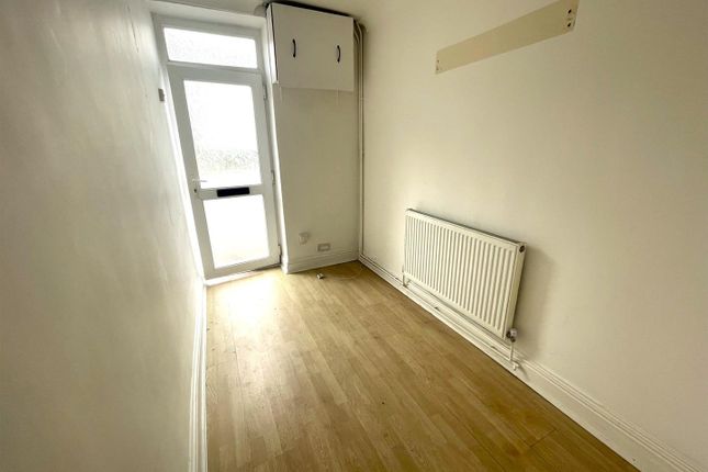 66, Sterry Road, Swansea photo 3