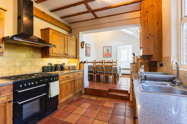 90 Sandford Grove Road, Sheffield photo 4