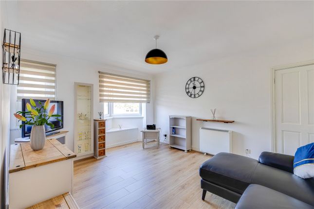 185, Coed Edeyrn, Cardiff photo 4