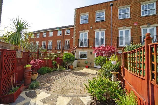Terraced house for sale in Captains Row, Portsmouth