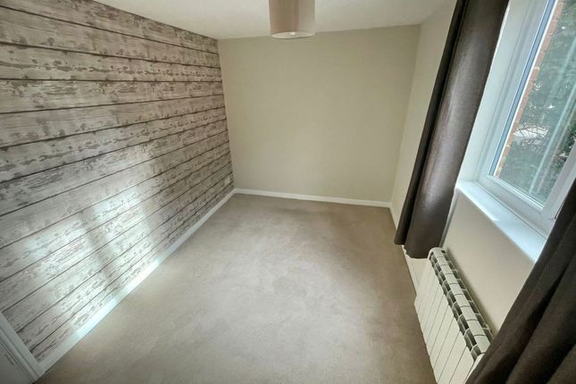 10, Rosebay Court, Darlington photo 5