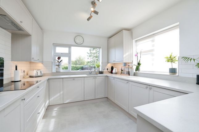 7, The Warren, Chesham photo 3