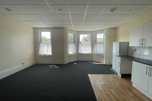 Flat D, 56, St Augustine Avenue, South Croydon photo 4
