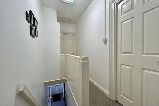 Terraced house for sale in Ridgway Road, Luton