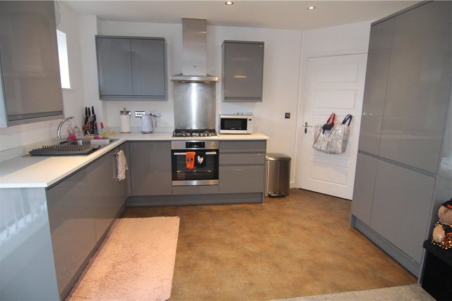 19, Edmunds Vale, Durham photo 4