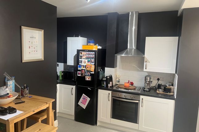 Flat 2, Charnwood House, 2, The Avenue, STOCKTON-ON-TEES photo 4