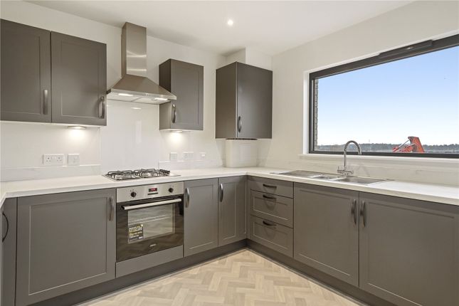 Flat to rent in Evolution Court, Cambridge, Cambridgeshire