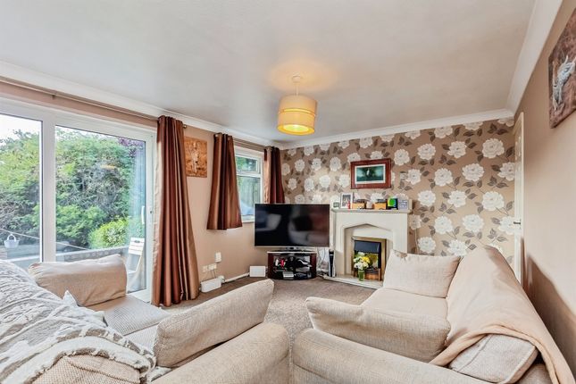 8, Mackenzie Road, Wellingborough photo 4