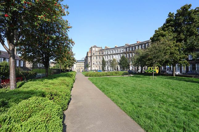 Edinburgh photo 2