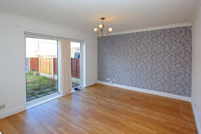 113, Burtondale, Telford photo 4