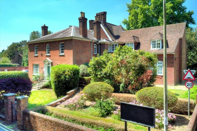 Office to let in Rivers Lodge, West Common, Harpenden
