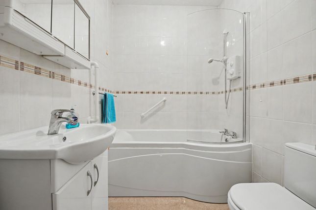 Flat 9 Ida Court, 83 St. Annes Road, Woolston, Southampton photo 4